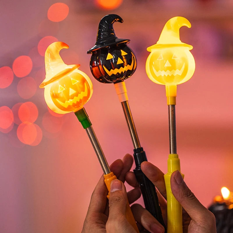 Light-Up Halloween Shaker Wands – Pumpkin, Ghost & Witch 🎃👻