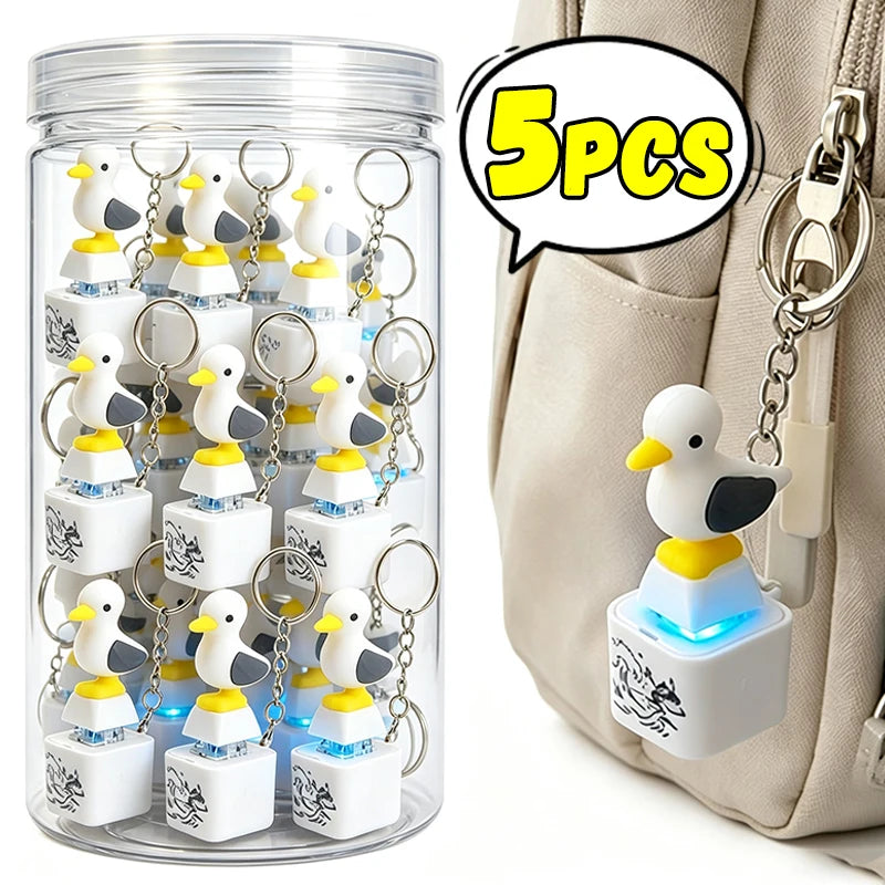 Screaming Seagull & Duck Keychain – Funny Light-Up Sound Gadget