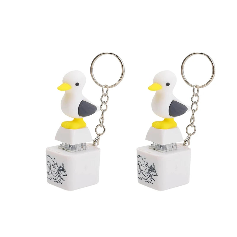 Screaming Seagull & Duck Keychain – Funny Light-Up Sound Gadget